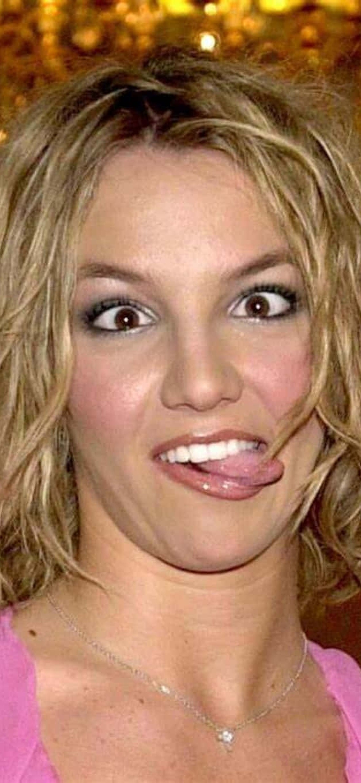 celeb 10yn6gq0r7acxkxe