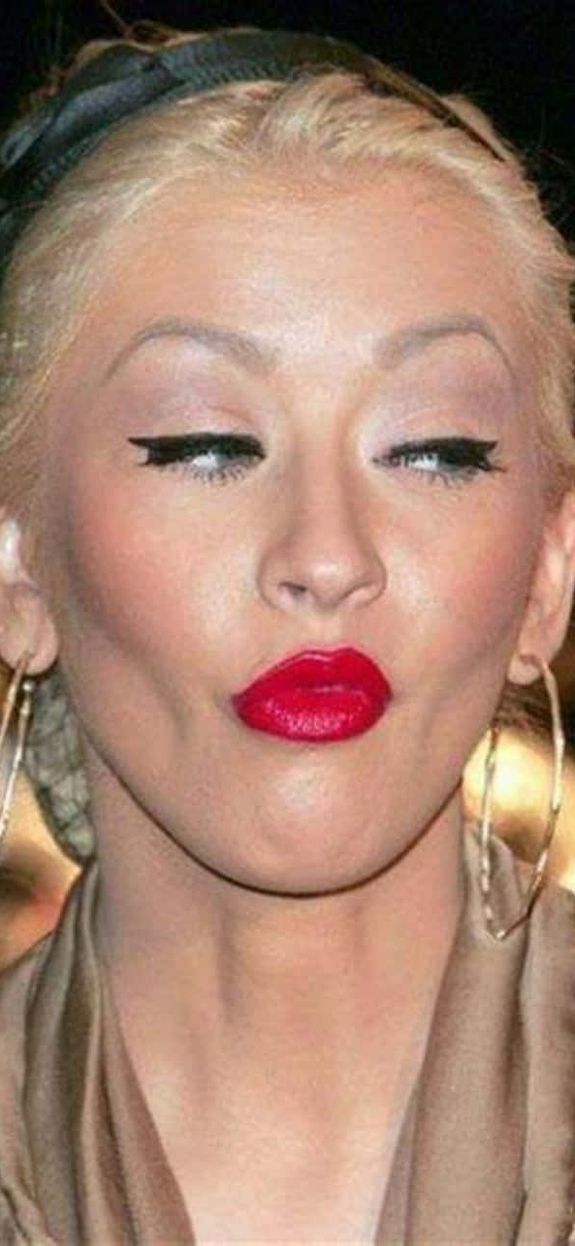 celeb ekqb19s79l4a22bw